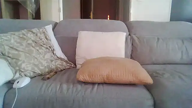 Snapshot of Zer_oki chatting on March 26, 8:53 am Zer oki online show from March 26, 8:53 am