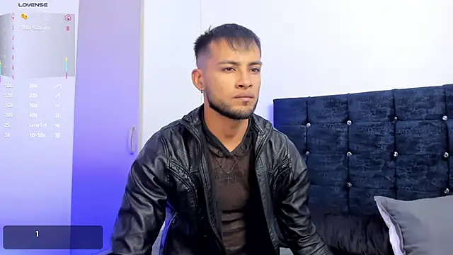 Max Conor1 online show from October 27, 1:04 pm