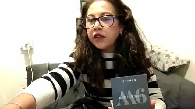 MirandaLatinaLovely online show from January 11, 5:51 pm