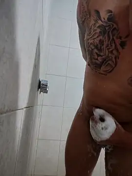 Snapshot of Fo05go chatting on February 28, 2:12 am Fo05go online show from February 28, 2:12 am