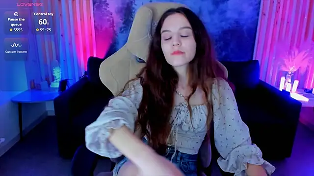 Snapshot of MilaStoyne chatting on September 23, 6:16 am MilaStoyne online show from September 23, 6:16 am