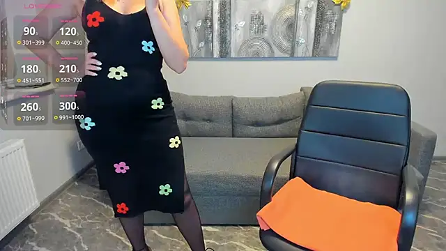 Snapshot of Mira_Whites chatting on March 17, 1:14 pm Mira Whites online show from March 17, 1:14 pm