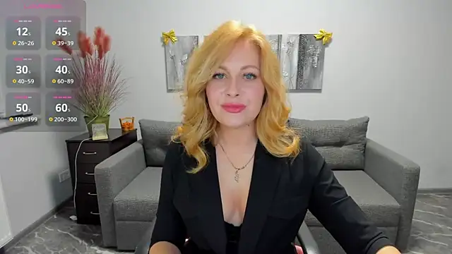 Snapshot of Mira_Whites chatting on April 1, 12:17 pm Mira Whites online show from April 1, 12:17 pm