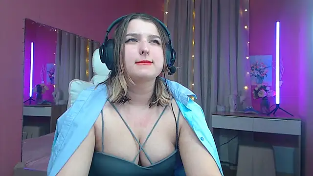 Snapshot of Jenny_Smit chatting on March 6, 1:46 pm Jenny Smit online show from March 6, 1:46 pm
