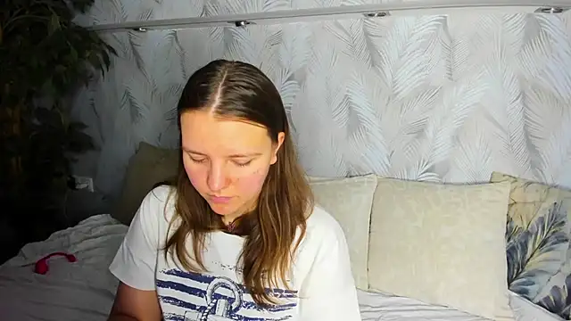 Jenny Jimmy online show from June 6, 9:25 am
