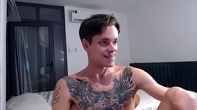 William Henry  online show from October 16, 12:33 am