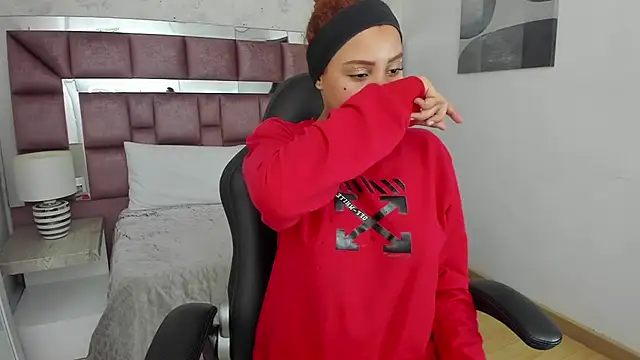 tamararose1 online show from March 19, 12:45 pm