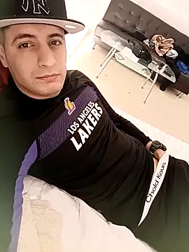 Kelv1n29 online show from February 6, 11:02 am