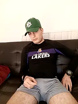 Kelv1n29 online show from February 12, 12:00 pm