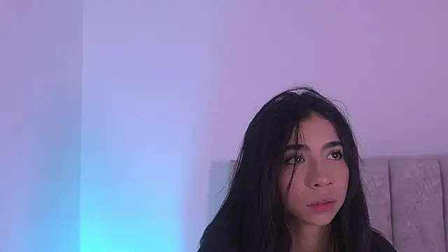 sara lopee1 online show from January 7, 11:56 am