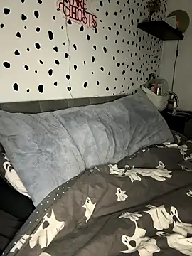 tempzzz12 online show from October 17, 8:06 am