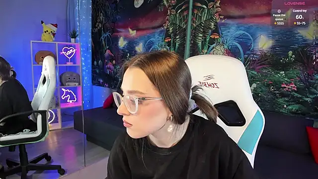 kaisajenner online show from January 31, 9:05 pm