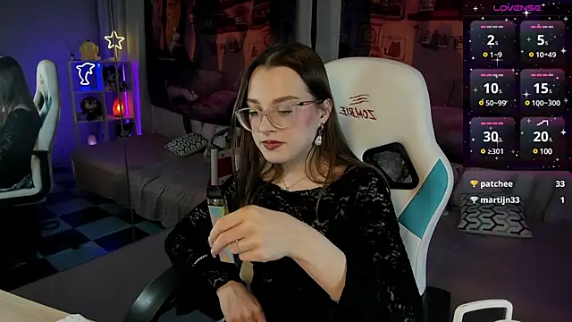 kaisajenner online show from March 4, 6:50 pm