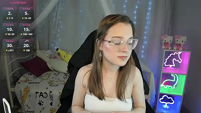 kaisajenner online show from March 17, 5:49 pm