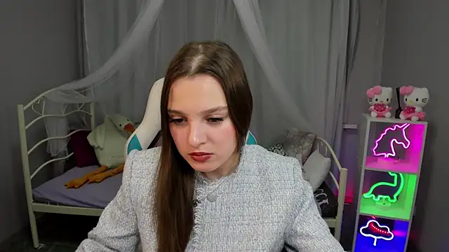 kaisajenner online show from November 21, 6:17 pm