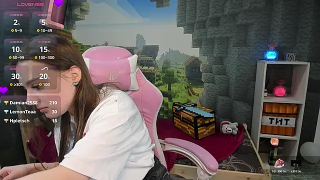 kaisajenner online show from March 31, 8:59 am