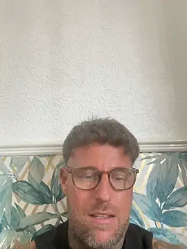 Jamesdeanmcqueen online show from June 21, 4:42 pm