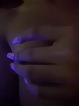 allicemackenzie online show from October 17, 8:39 am