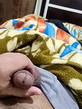 Snapshot of Hot_funky_boy chatting on February 14, 9:10 pm Hot funky boy online show from February 14, 9:10 pm