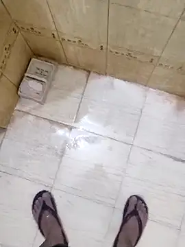 Snapshot of Hot_funky_boy chatting on March 13, 1:18 pm Hot funky boy online show from March 13, 1:18 pm