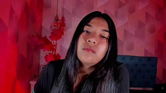 Snapshot of ScarletKray chatting on October 17, 3:20 am ScarletKray online show from October 17, 3:20 am