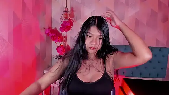 Snapshot of ScarletKray chatting on October 20, 3:40 am ScarletKray online show from October 20, 3:40 am