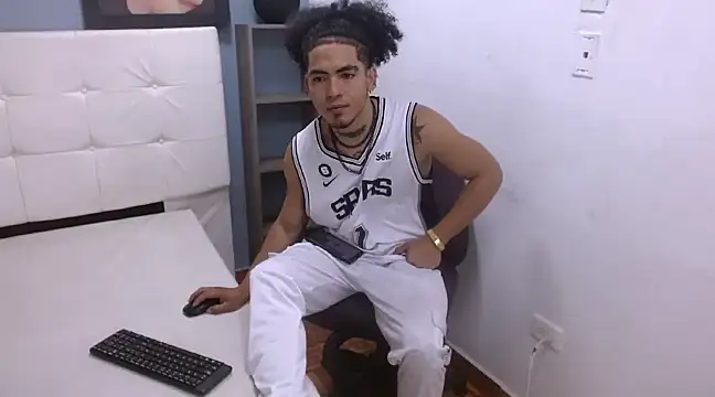 LihanJor 23 online show from February 9, 3:53 am