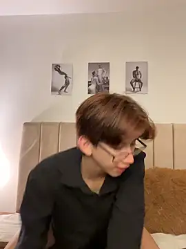 jacob and sam online show from October 15, 3:28 am