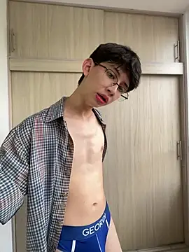 jacob and sam online show from July 18, 9:51 pm