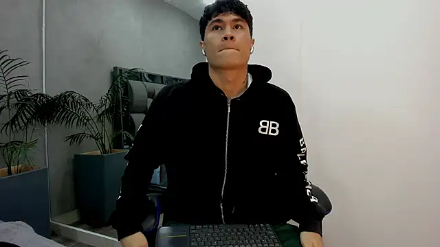 roan birkin online show from November 5, 7:03 pm