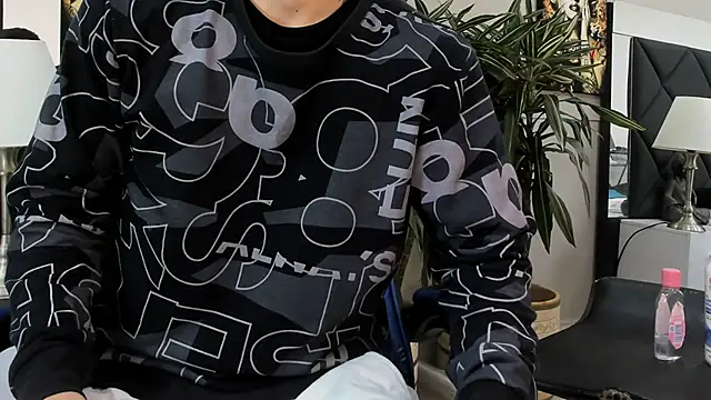 roan birkin online show from March 29, 7:25 pm