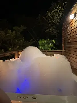 Snapshot of Lally_Valencia__ chatting on October 29, 11:28 pm Lally Valencia   online show from October 29, 11:28 pm