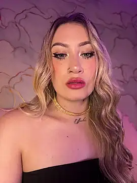 Snapshot of Lally_Valencia__ chatting on March 3, 10:32 am Lally Valencia online show from March 3, 10:32 am