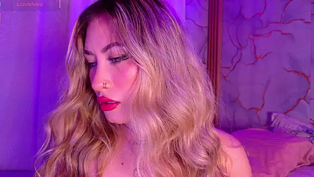 Snapshot of Lally_Valencia__ chatting on March 21, 7:24 am Lally Valencia online show from March 21, 7:24 am