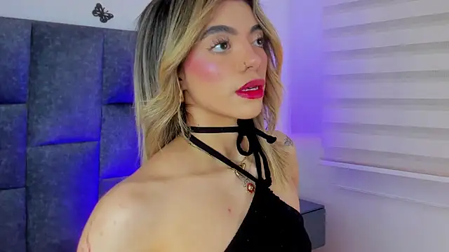 Snapshot of Violetta_Ficher chatting on March 8, 2:37 am Violetta Ficher online show from March 8, 2:37 am