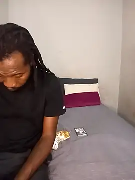 Snapshot of holidtic_justice chatting on February 8, 12:08 pm holidtic justice online show from February 8, 12:08 pm