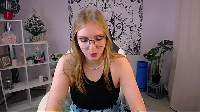 VeronicaAndersen online show from February 2, 6:26 am
