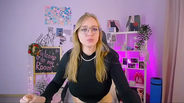 VeronicaAndersen online show from February 7, 9:04 pm