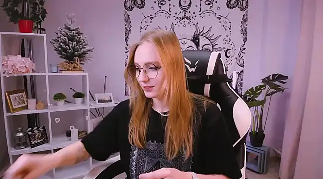 VeronicaAndersen online show from February 17, 9:35 am