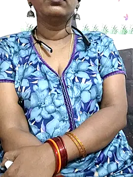 Snapshot of Tamil_Meera12 chatting on April 4, 4:00 am Tamil Meera12 online show from April 4, 4:00 am