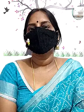 Snapshot of Tamil_Meera12 chatting on April 5, 3:47 am Tamil Meera12 online show from April 5, 3:47 am