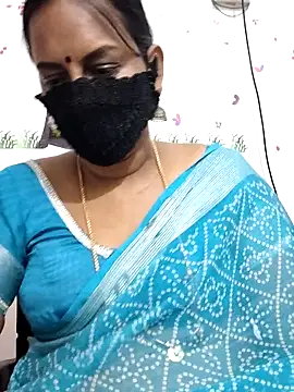Snapshot of Tamil_Meera12 chatting on April 16, 3:29 am Tamil Meera12 online show from April 16, 3:29 am