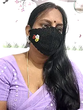 Snapshot of Tamil_Meera12 chatting on May 6, 5:14 am Tamil Meera12 online show from May 6, 5:14 am