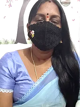 Snapshot of Tamil_Meera12 chatting on May 16, 12:04 pm Tamil Meera12 online show from May 16, 12:04 pm