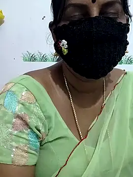 Snapshot of Tamil_Meera12 chatting on May 23, 4:44 pm Tamil Meera12 online show from May 23, 4:44 pm