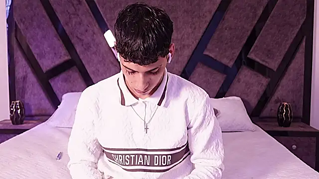 JhoanLeandro online show from May 14, 10:16 pm