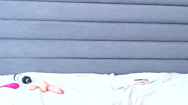 VioletMoon6 online show from February 27, 12:32 am