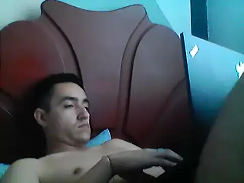 Snapshot of daimon_king05 chatting on March 7, 4:00 pm daimon king05 online show from March 7, 4:00 pm