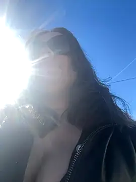 laarti online show from October 7, 1:19 pm