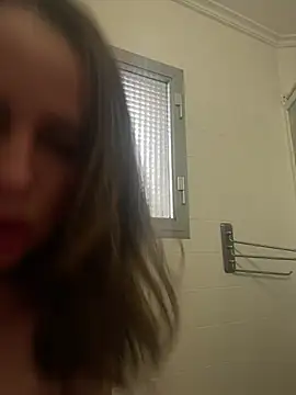 Snapshot of laarti chatting on February 14, 4:04 pm laarti online show from February 14, 4:04 pm